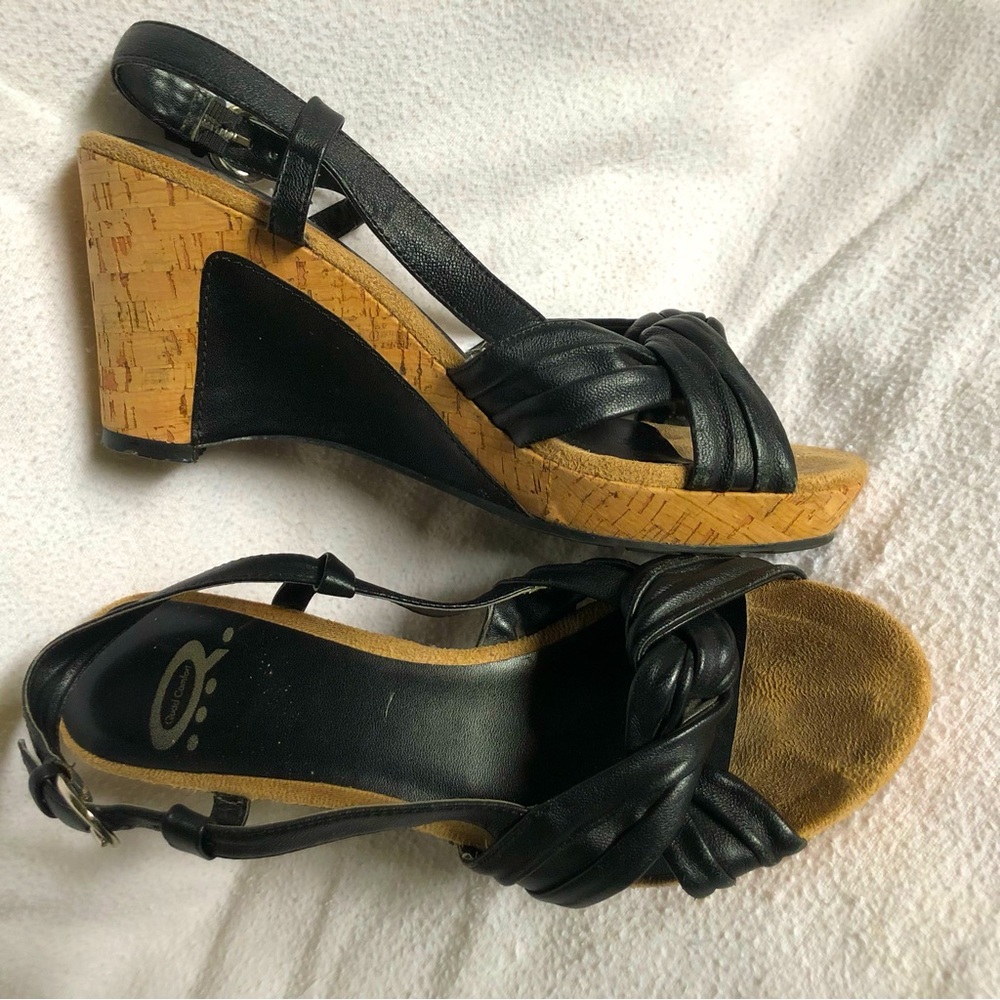Denver Hayes Leather and Cork Wedges. Size 7. GUC